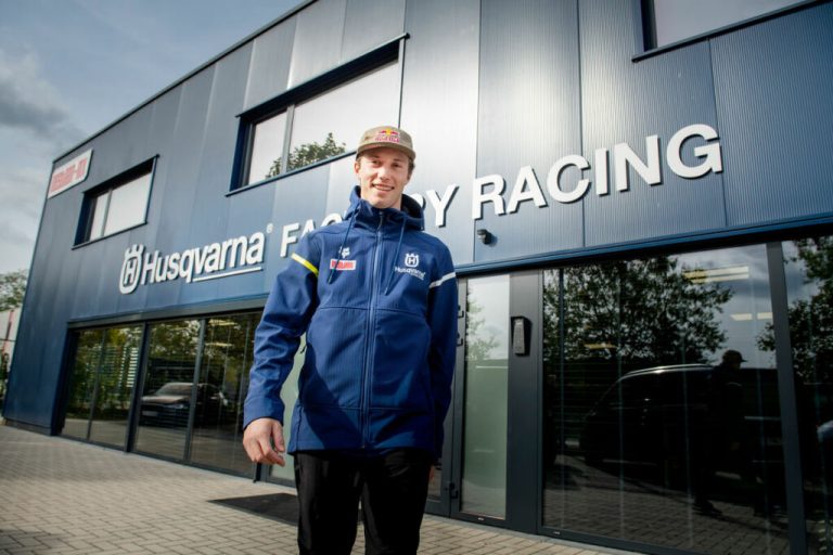 143097_Introducing-Mattia-Guadagnini_Nestaan-MX_Husqvarna-Factory-Racing-_450MX_2023-1024x683
